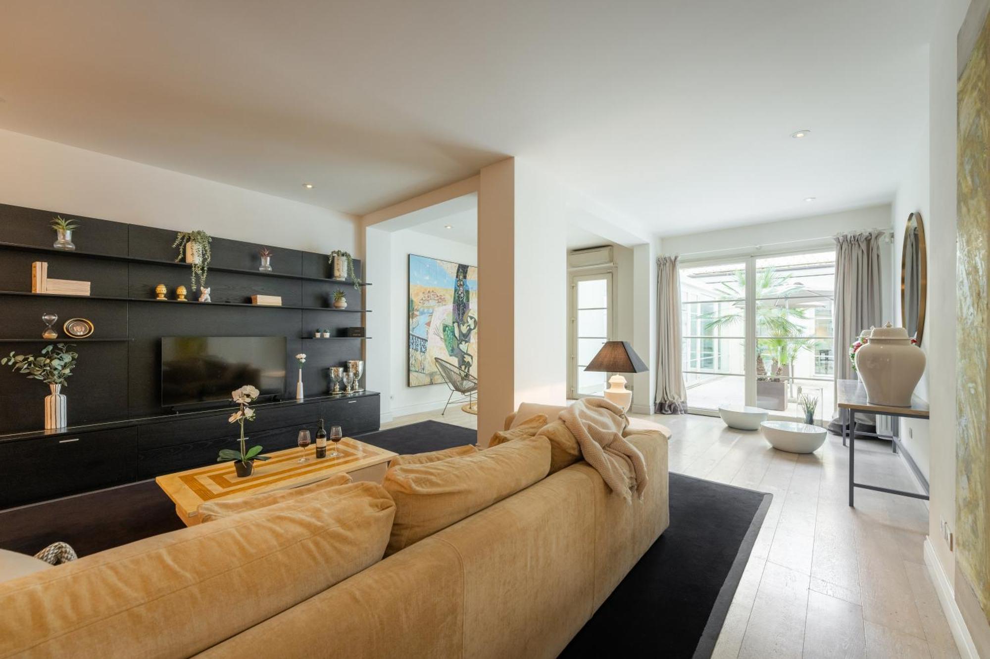 Apartamento Via Del Campuccio, 72 - 300 Sqm Luxurious With Parking And Private Terrace - Charming *