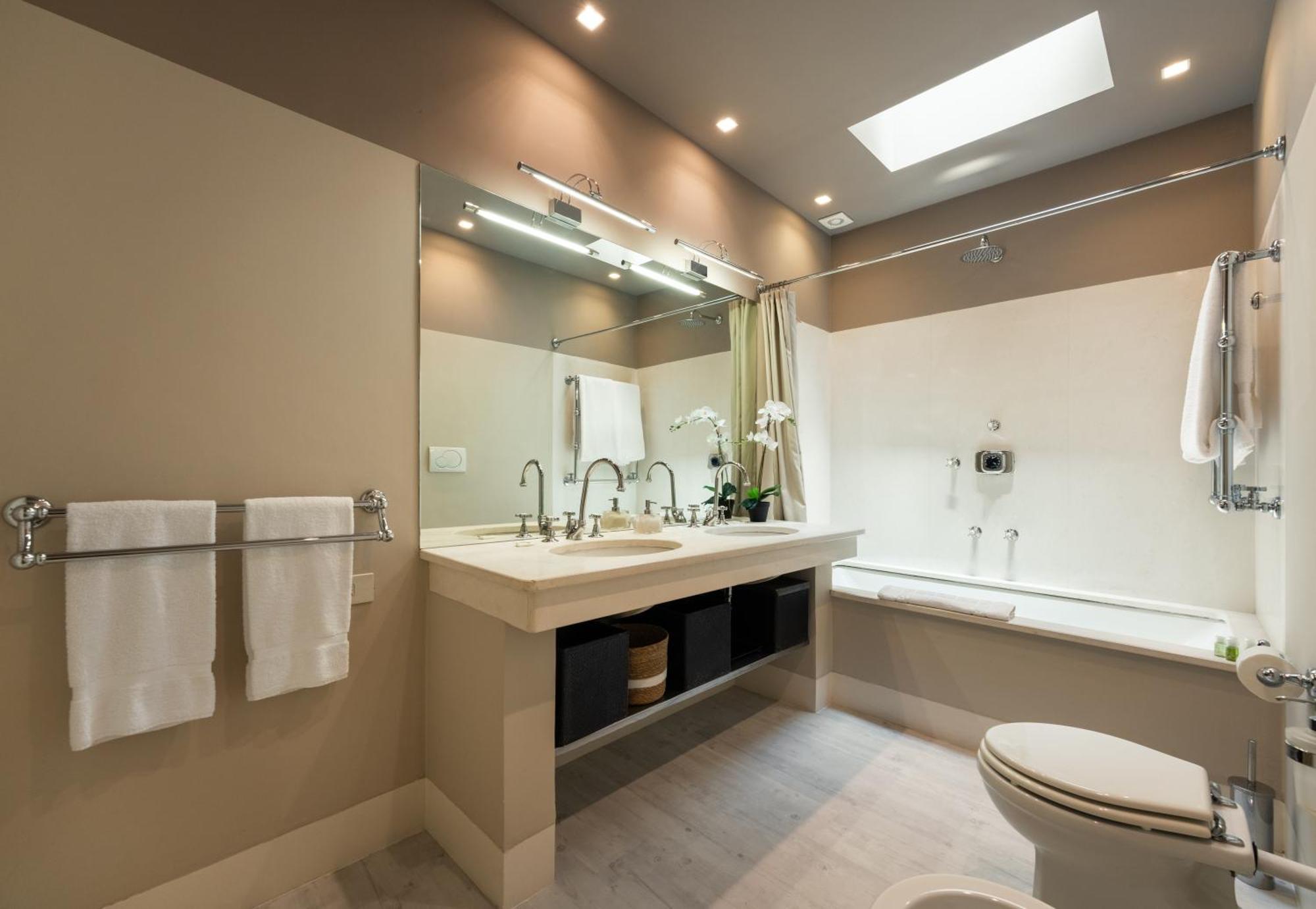 Via Del Campuccio, 72 - 300 Sqm Luxurious With Parking And Private Terrace - Charming Apartamento Florença